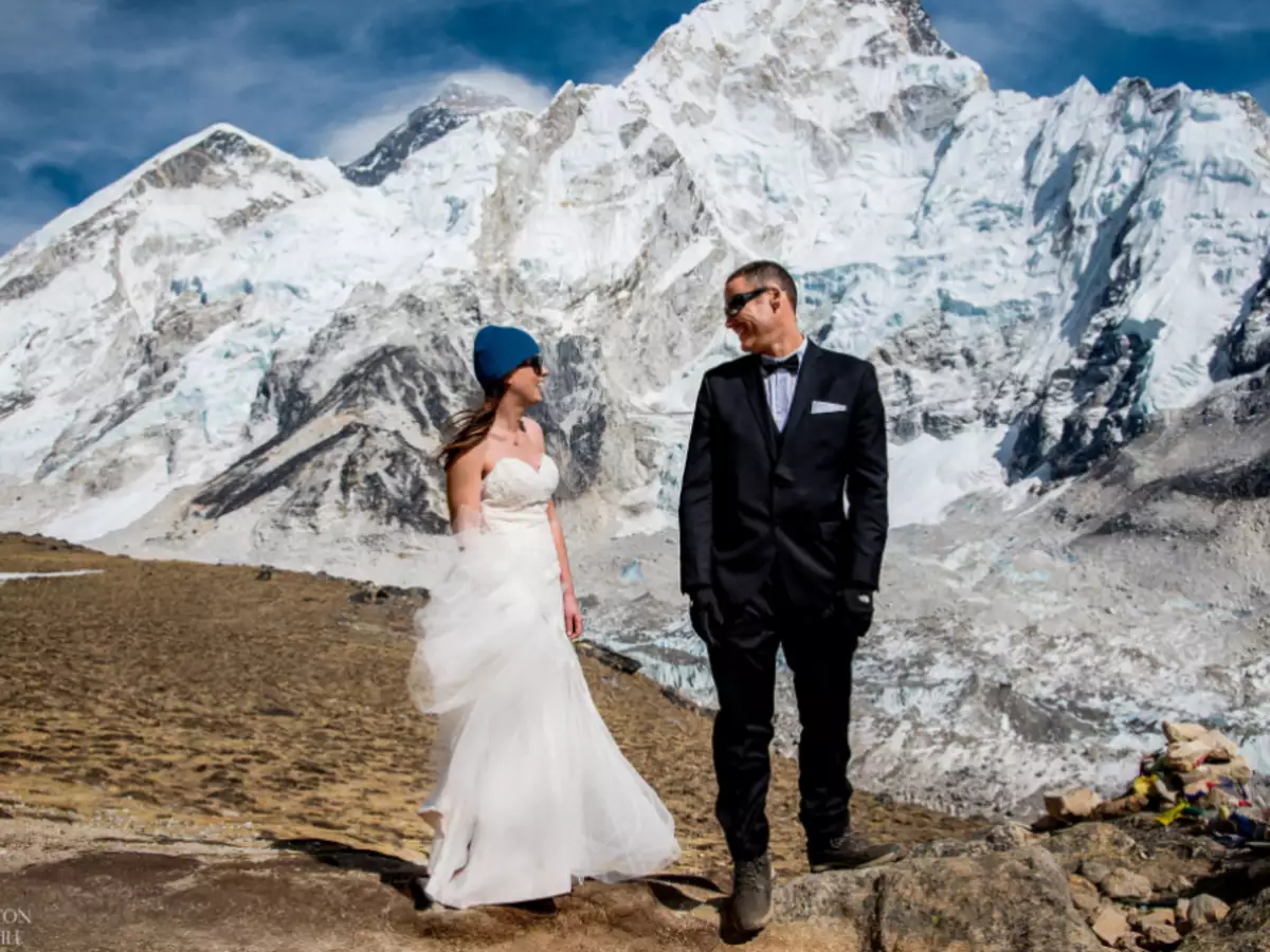 💍 Everest Base Camp Wedding Tour – A Love Story at the Roof of the World 🏔️