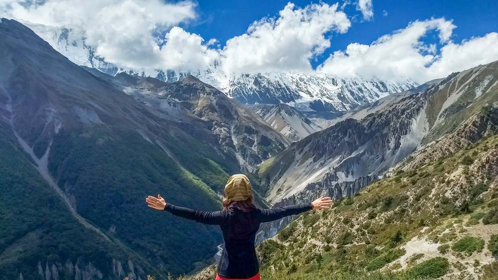 Annapurna Circuit Trek – A Journey Through the Heart of the Himalayas 🇳🇵 Trek